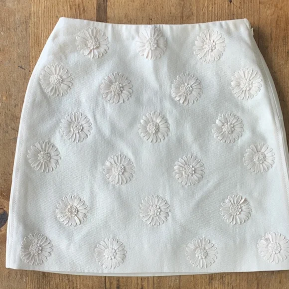 Valentino White Floral Silk Wool Mini Skirt - Picture 12 of 16